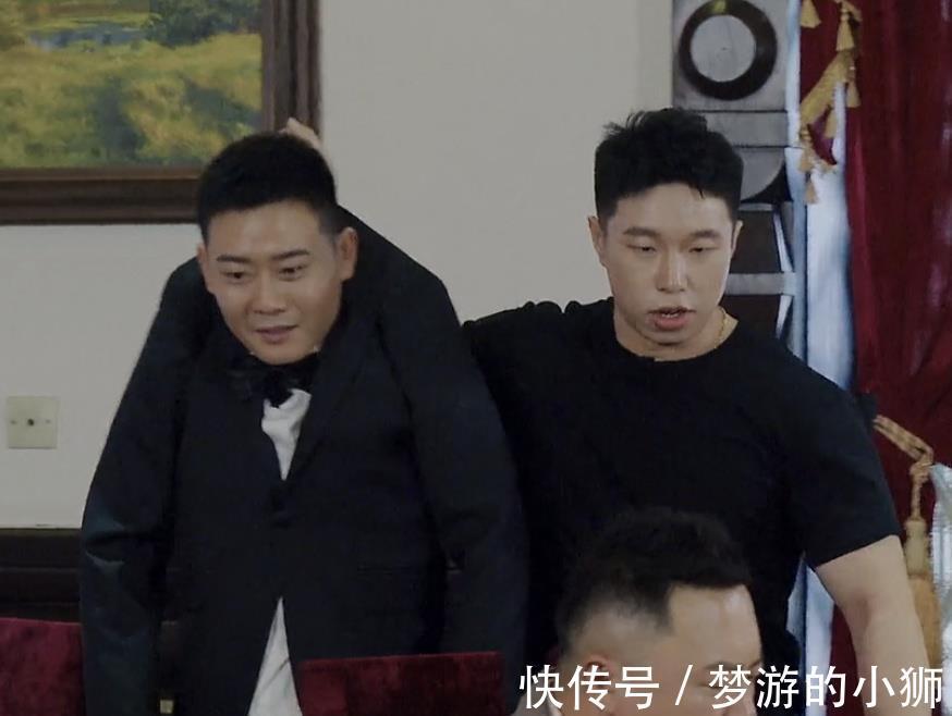 曹鹤阳|《德云斗笑社》，综艺史上的封神之作