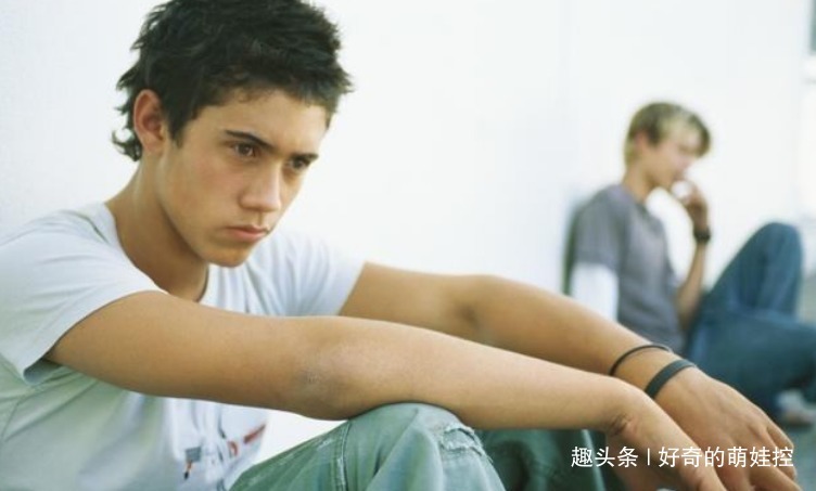 存钱罐|妈妈觉得孩子不对劲,趁其上学砸了存钱罐,宝妈傻孩子