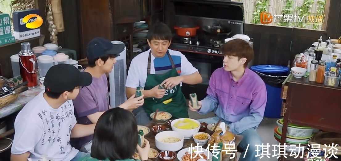 双标|《向往5》刚收官,欧阳娜娜张子枫合体上热搜遭喷,网友双标了!