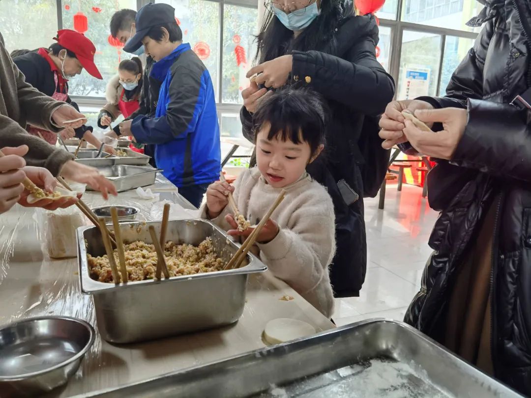 年夜饭|包饺子、拉家常、过年大礼包...永嘉这顿年夜饭真温馨