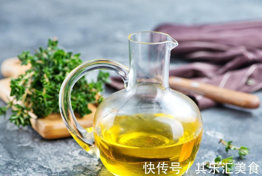 养花浇水多加“它”,富含“氮磷钾”,啥花喝完呼呼长