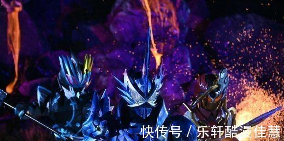 神代|假面骑士圣刃红色索菲亚登场,老乌即将获得完整的全知全能书!