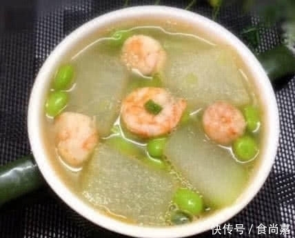 胖人晚餐多喝此汤,排出毒素,燃烧脂肪,赘肉不见了,越吃越瘦