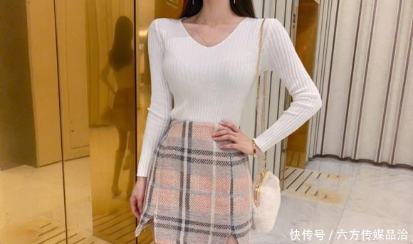 奶昔|孙允珠高清美图:樱桃芒果奶昔甜蜜格纹拼搭裙!