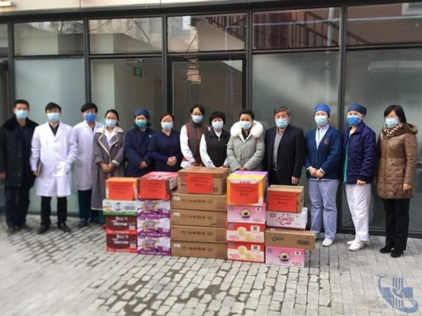 北京市医院管理中心领导慰问我院急诊、门诊、