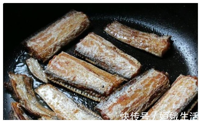 甜面酱|给鱼去腥，有人加酒有人加醋，都不对，大厨教你正确做法，太香了