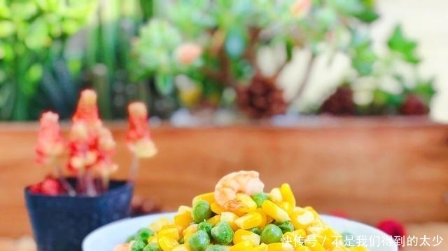 早春时节，饮食“多素少肉”，常吃这3道家常菜，清淡鲜美又润燥