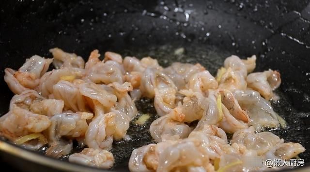 别不懂吃,韭菜和它一起炒,鲜掉了眉毛,晒朋友圈后火了