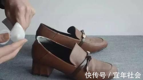 放大镜|鞋子挤脚?老司机教你2招,学会后鞋子怎么穿都舒服!