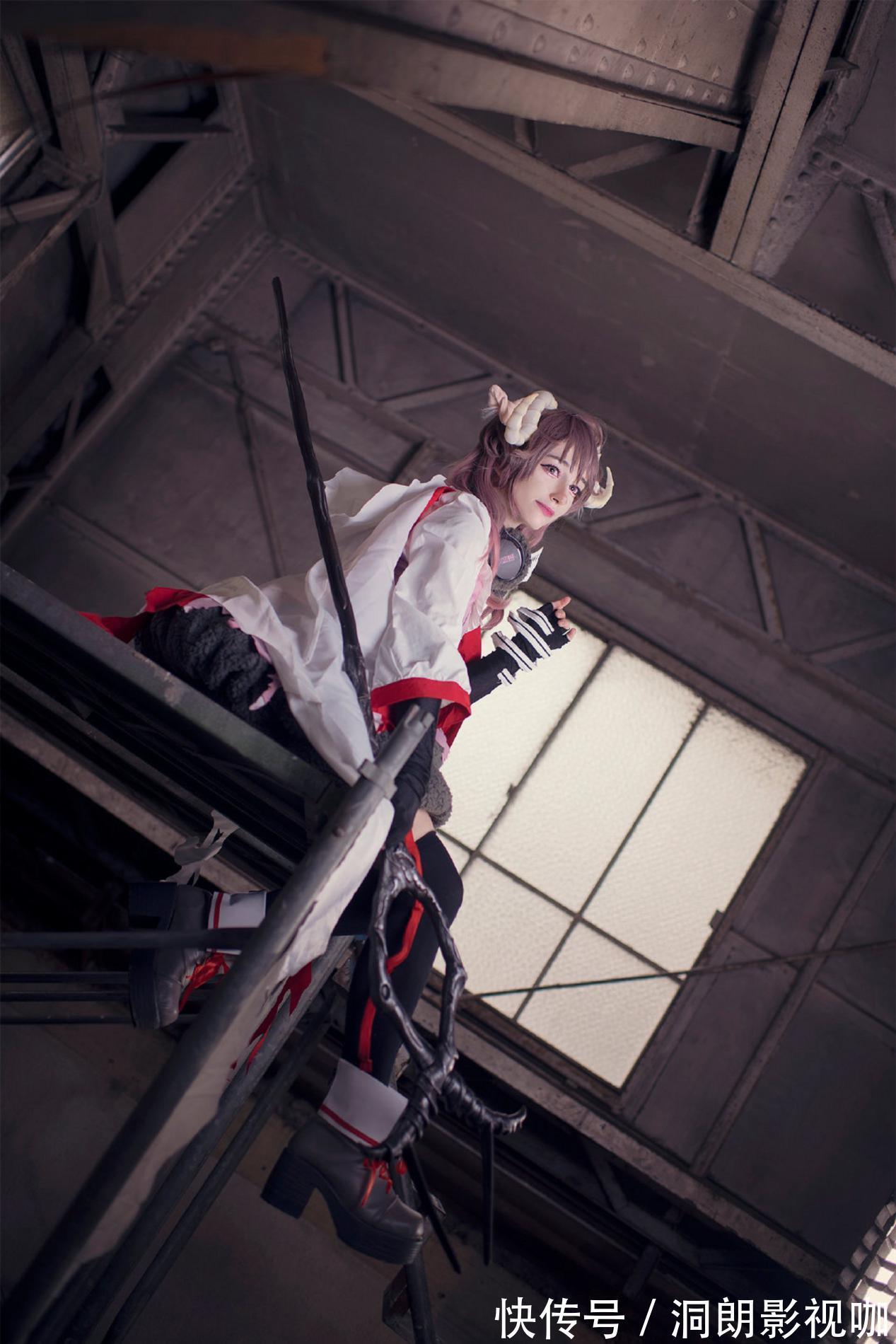 明日方舟|奥地利小姐姐还原艾雅法拉,立体的五官也可以cos软萌小绵羊