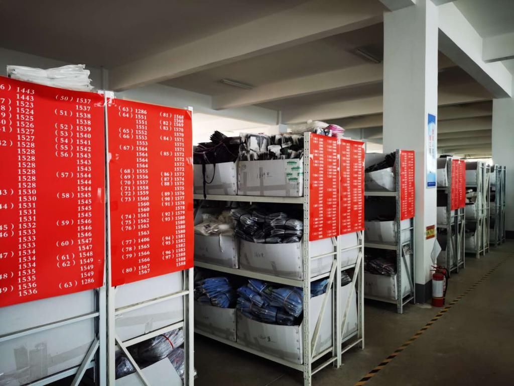 柳州+哪里有中国内衣批发网批发价格是多少