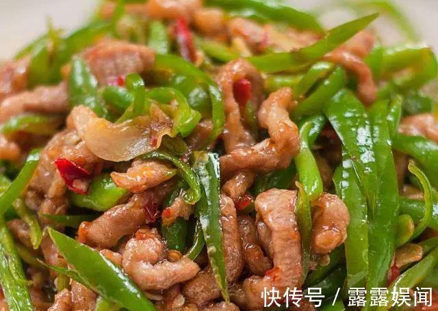 蛋清|炒肉丝,别再放淀粉腌制了,30年大厨教你三招,肉丝滑嫩入味