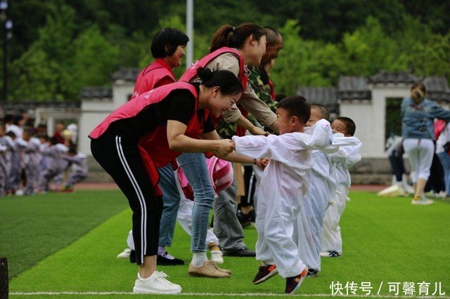 小学生|看到小学的题目，心疼这些孩子！相比小学生，大学生轻松多了