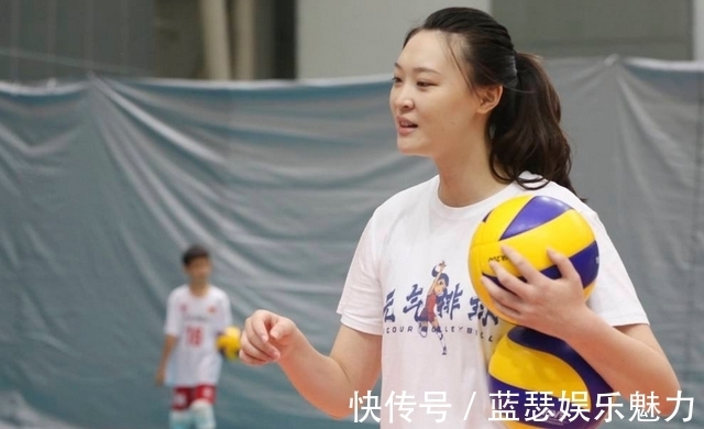 惠若琪|女排前队长晒近照!惠若琪生娃后依旧美艳,颜值气质“逆生长”