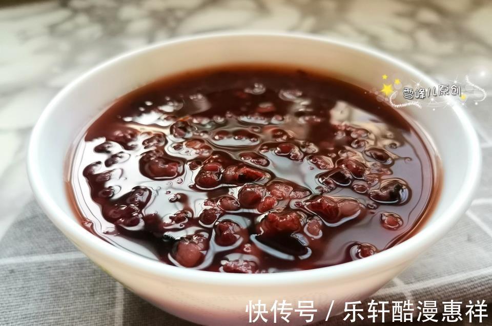 绿豆黄豆|80多岁的奶奶常吃这粥，补血益气又排毒，每天一碗头发黑精神好