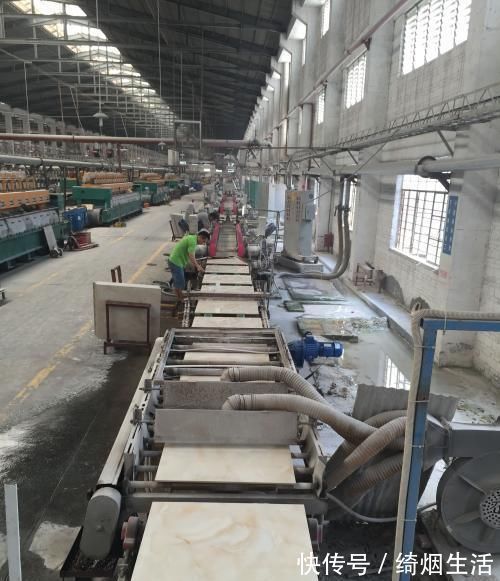 地板|为何日式设计都以地板为主，瓷砖却几乎不用？看完真的长知识了