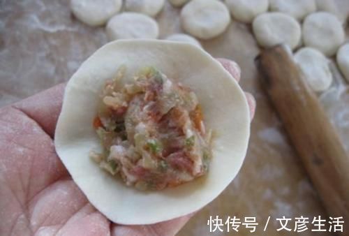 萝卜做馅,不要焯水或者直接包,教你一招,饺子味道香,特好吃