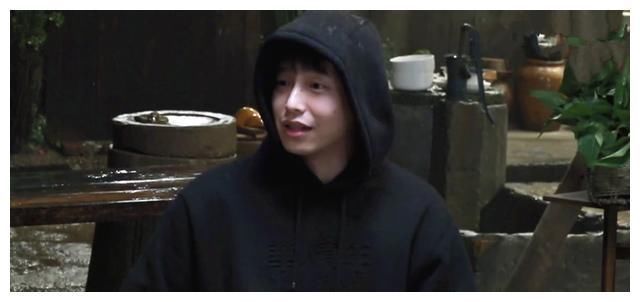 再甜的瓜也是强扭的!《向往的生活》杨紫说出女明星择偶的尴尬