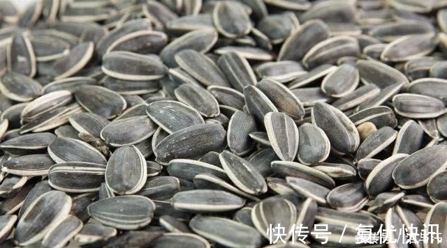 长期失眠|失眠的人有“救”了，这几样食物坚持吃，助你赶走失眠睡得香