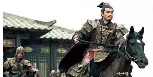 将军&老妇出一上联:墙上画马不能骑,将军对出绝妙下联,老妇羞愧难当!