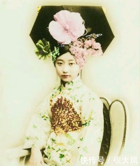 简直|清朝老照片不全是丑的，也有各种白富美高富帅，第三位简直惊艳