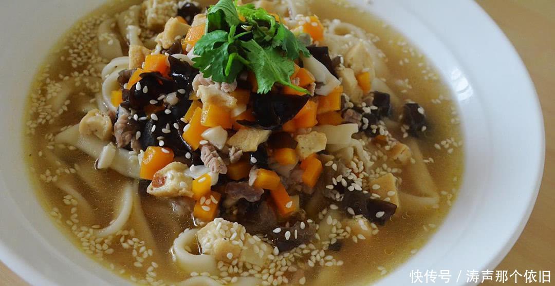 清朝|清朝最特殊的皇帝，一生节俭朴素，皇后寿辰就只给吃一碗打卤面！