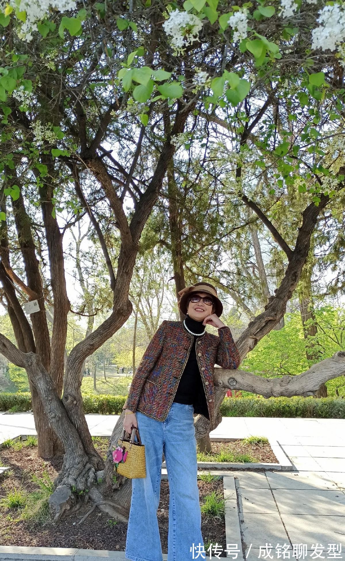 微胖|长相普通身材一般,大妈靠“接地气”的穿搭圈粉无数,值得借鉴