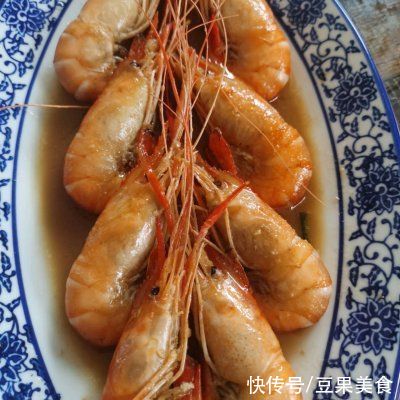 泡椒|油焖罗氏虾一出锅，方圆十里都飘香