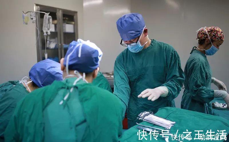 子宫肌瘤|产妇剖腹产时有多拼？“割脂肪、切肌瘤、结扎”，过来人：省事