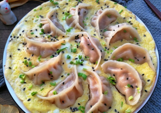 吃法|饺子别再水煮,这种吃法端上桌,孩子吃得更香,简单营养一看就会