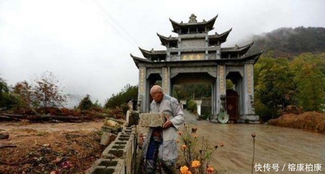 百家衣|他因菩萨托梦，花费43年时间自建寺庙，一件百衲衣穿到80多岁