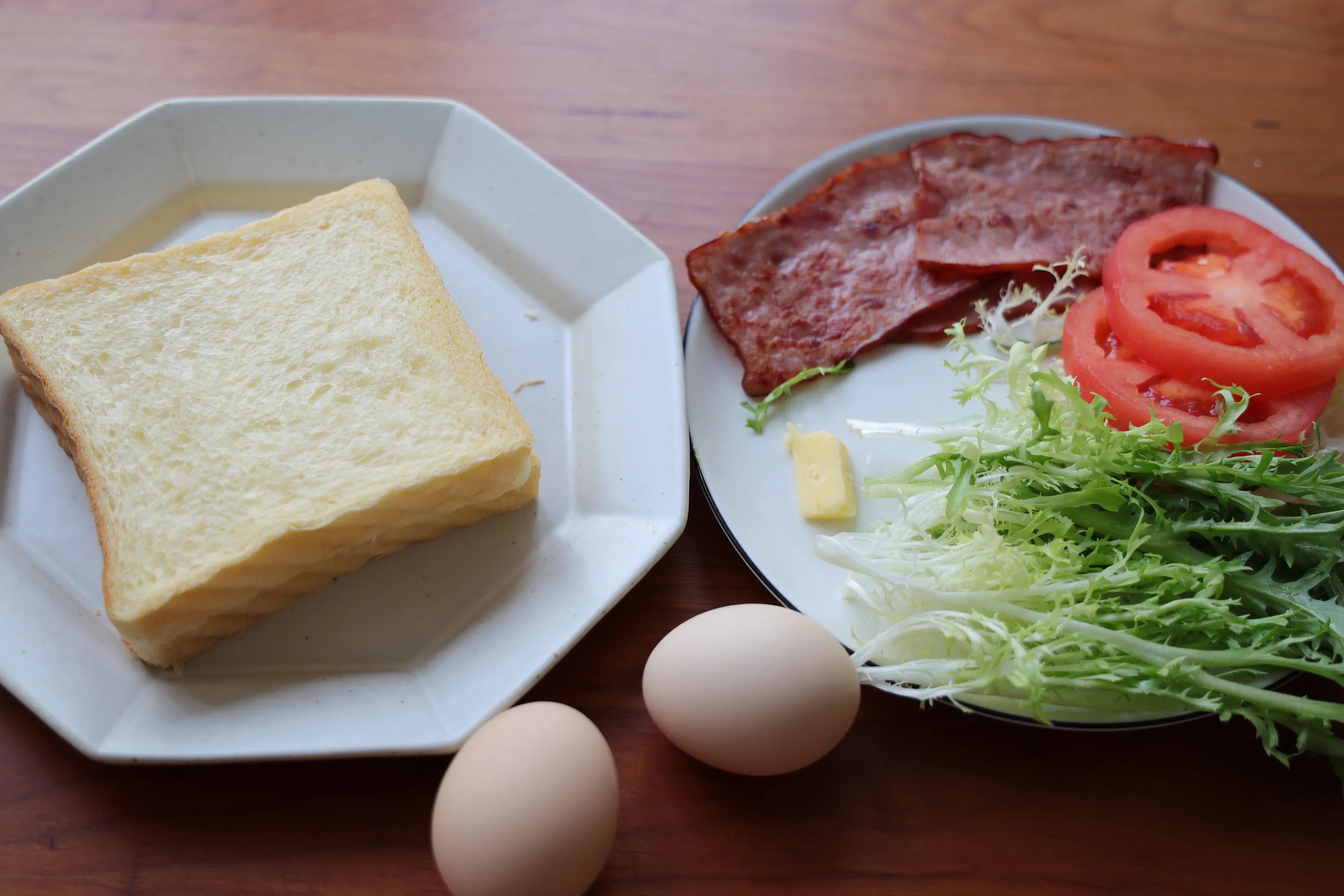 早餐不知道吃什么？那就来一片三明治吧！营养健康，关键很快手