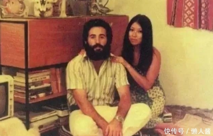 成都|三毛痛失恋人后,孤独游荡在成都街头,4个月后在医院用丝袜自缢