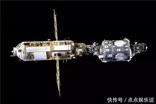 空间站 在太空漂了311天,全球最倒霉宇航员,回到地球发现国家没了