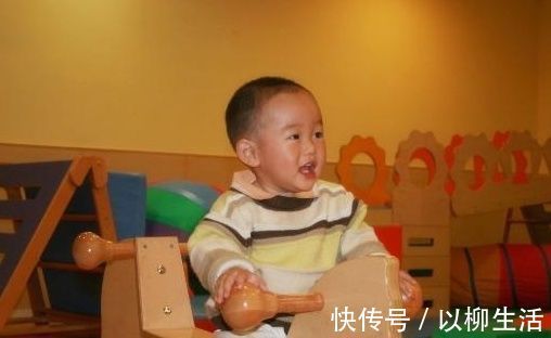 积食|医生再次强调：别再这样喂孩子，容易积食不说，还影响大脑发育！