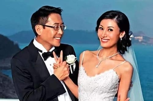 长辈留百亿遗产,却吩咐后代每月只能拿200万,瞬间高兴不起来