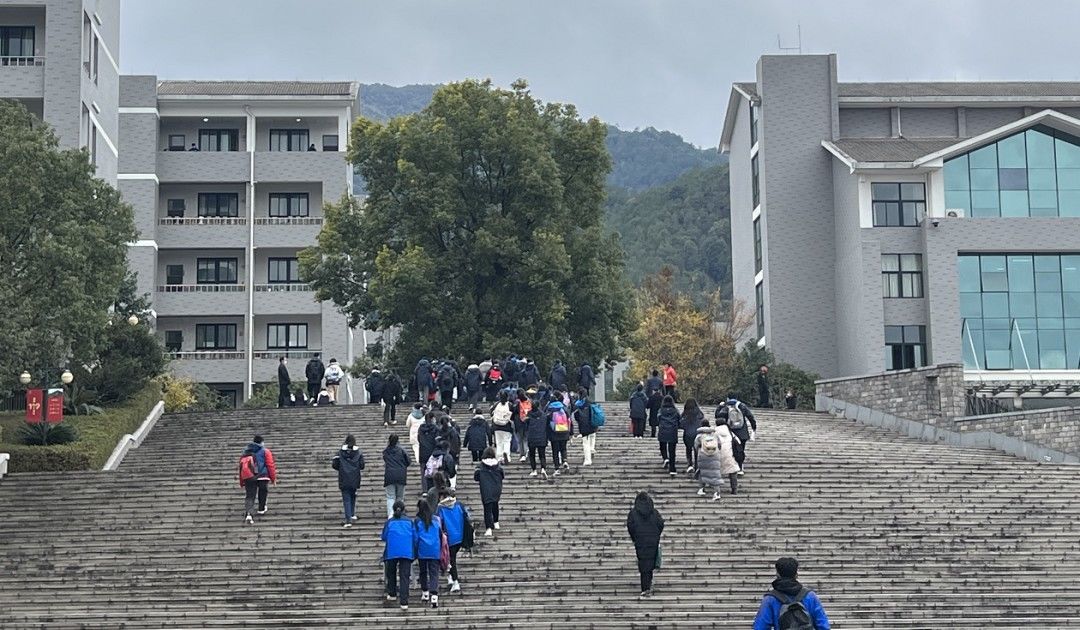 考点|2022年首场高考昨日启幕，我市25926名学子赴考