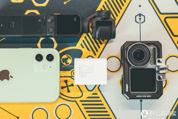 快充|iPhone12不送充电头？49解君愁，倍思超级硅20W充电头体验