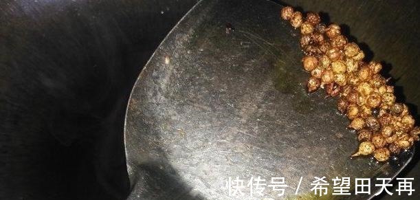 这道菜|豆腐加肉沫,简单两样,做出经典下饭菜,麻辣香嫩,连汤汁都好吃!