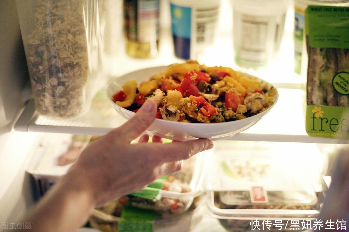 放在冰箱|冰箱食物能放多久？这四种食物放久了就不要吃了，对健康不利