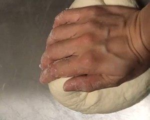 葱油饼|用这个方法做的葱油饼太香了，一口气吃3张，外酥内软，葱香扑鼻