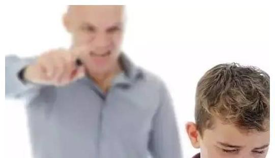 父母|养娃不易,尤其是男娃,记住这四点,养男娃少走一些弯路