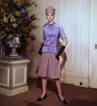 anna！DIOR邀请你玩一场打破陈规的游戏