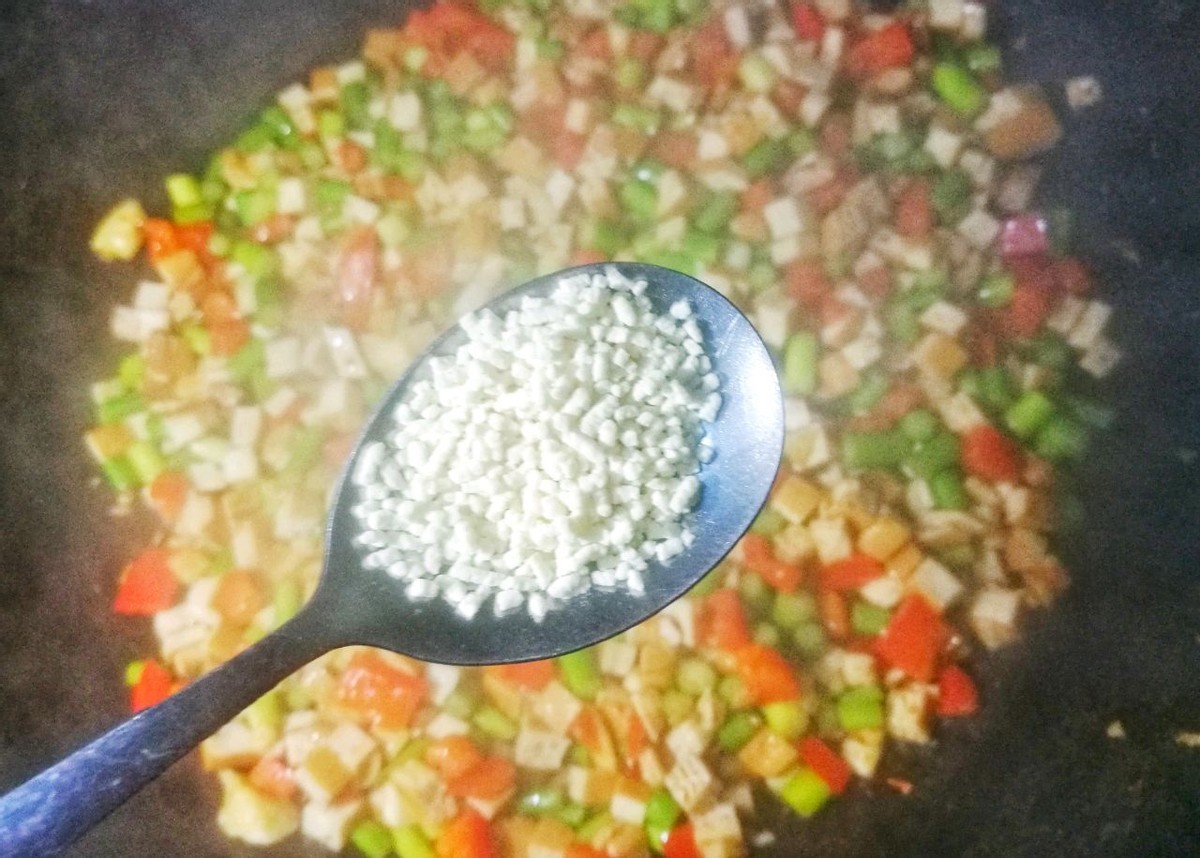 这道菜|香干搭配蒜薹，随手一炒就是一道下饭菜，大人孩子都爱吃