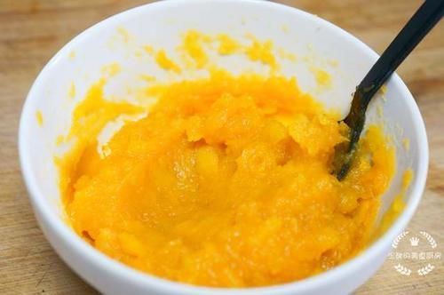 酥脆|冬天，试试红薯的新吃法，酥脆香甜，花钱不多，一口一个真过瘾