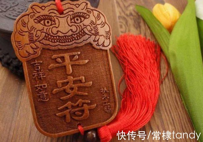 门神#宋朝怎么过年：年夜饭吃面片，初一贴门神，春联横批只能用这四字