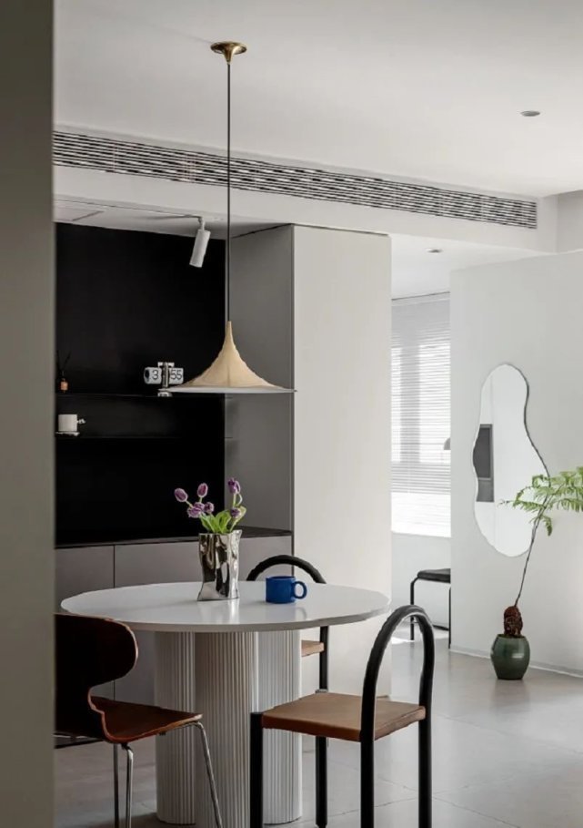 三居|110㎡温柔三居,微水泥与米黄茶粉的碰撞