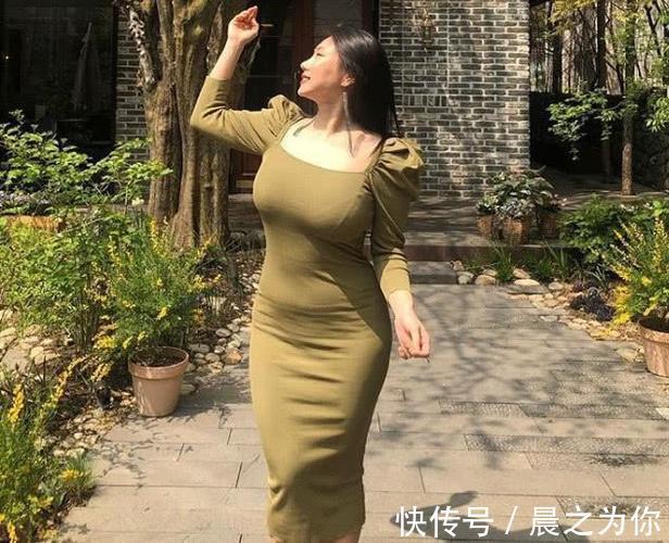 女孩|140斤微胖女孩坚持运动,练就“葫芦形”身材,前凸后翘很惹眼