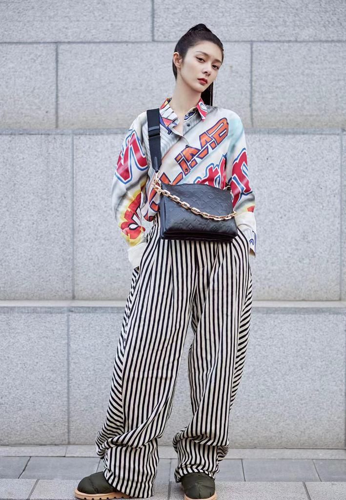 女生穿搭可以学傅菁look，可盐可甜