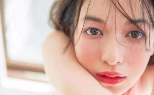 真正优雅的女人,出门包里会带有这5样东西,少一样都不“精致”